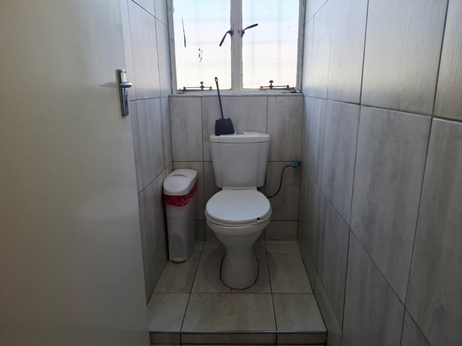 16 Bedroom Property for Sale in Universitas Free State
